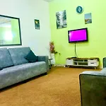Isyfaq Homestay 4 Bedroom & 3 Bathroom